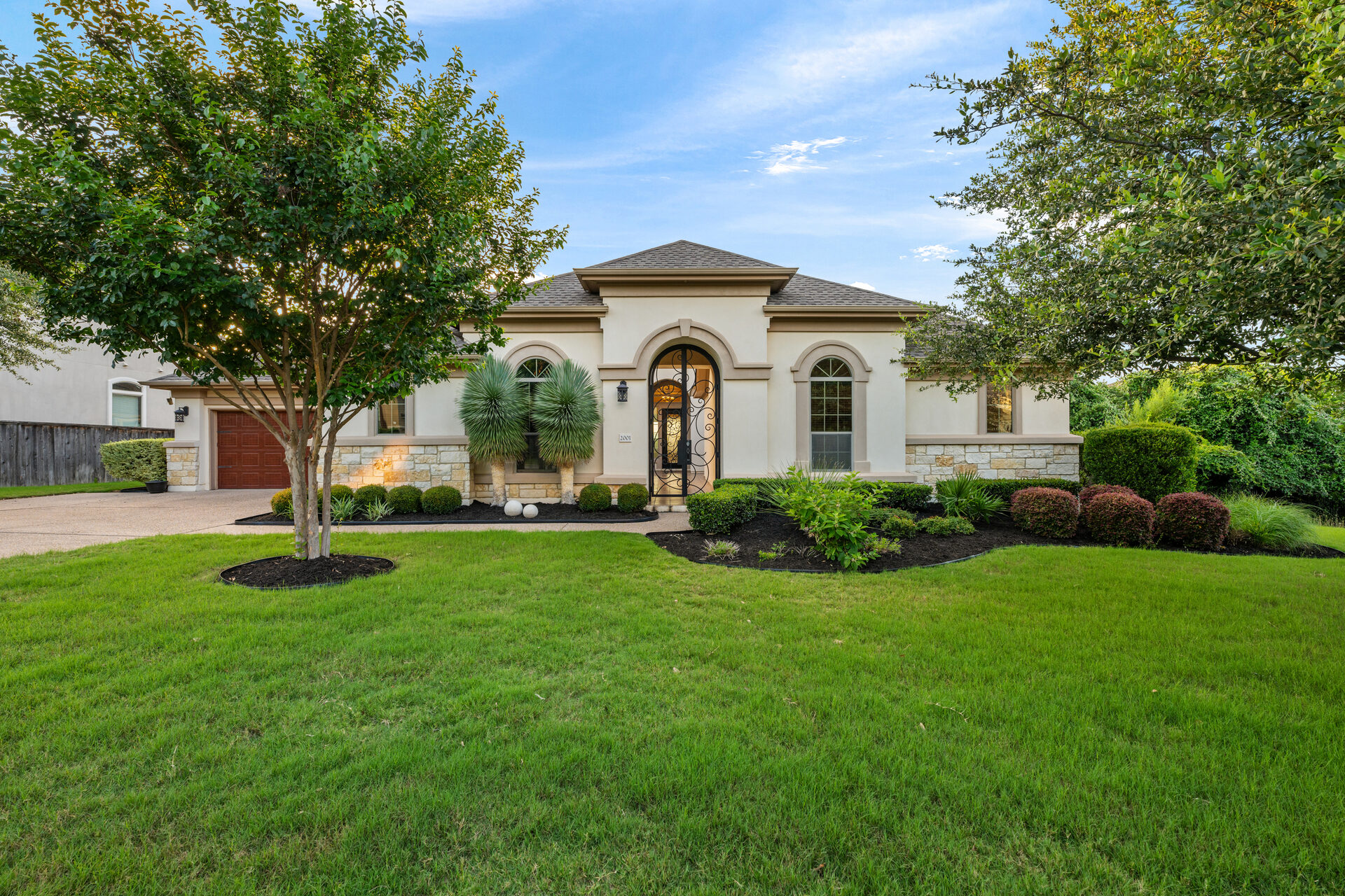 2001 Long Bow Dr exterior